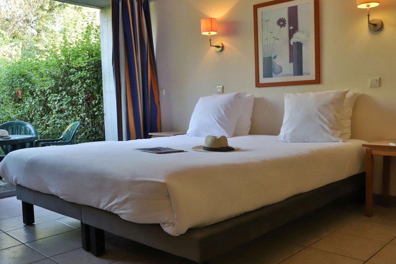 Sowell Hotels Ardeche Grospierres Exterior photo