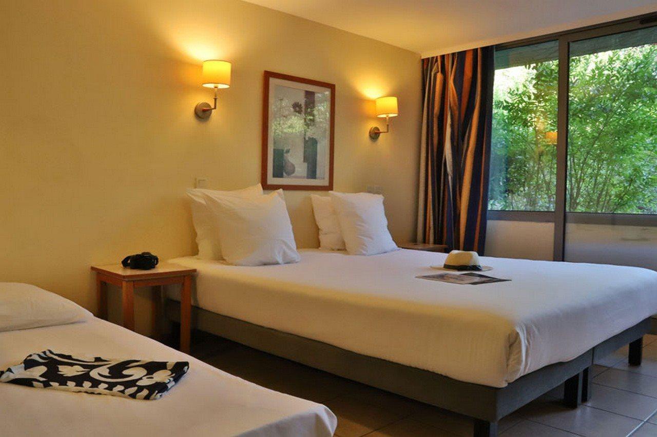 Sowell Hotels Ardeche Grospierres Exterior photo