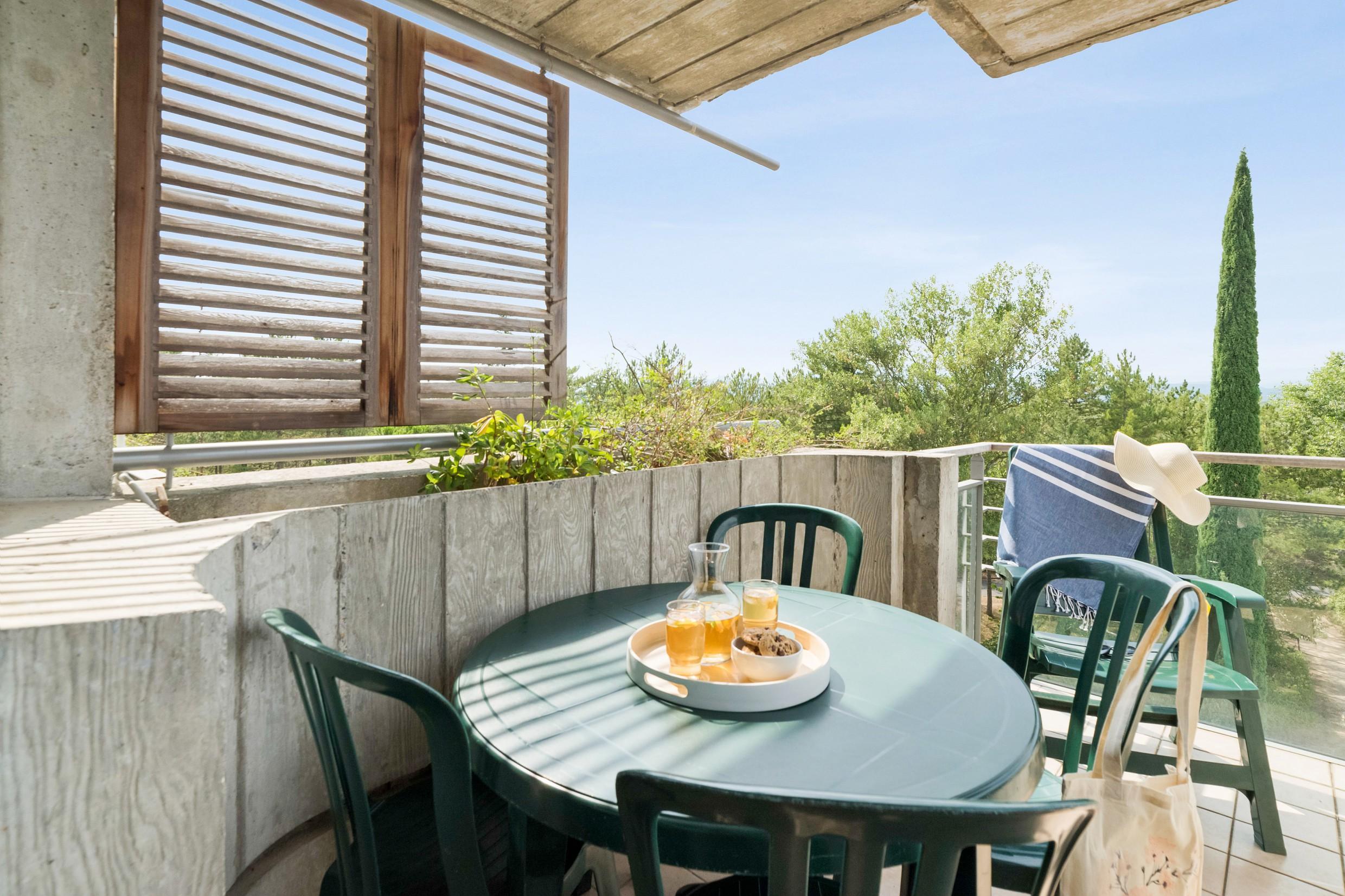Sowell Hotels Ardeche Grospierres Exterior photo
