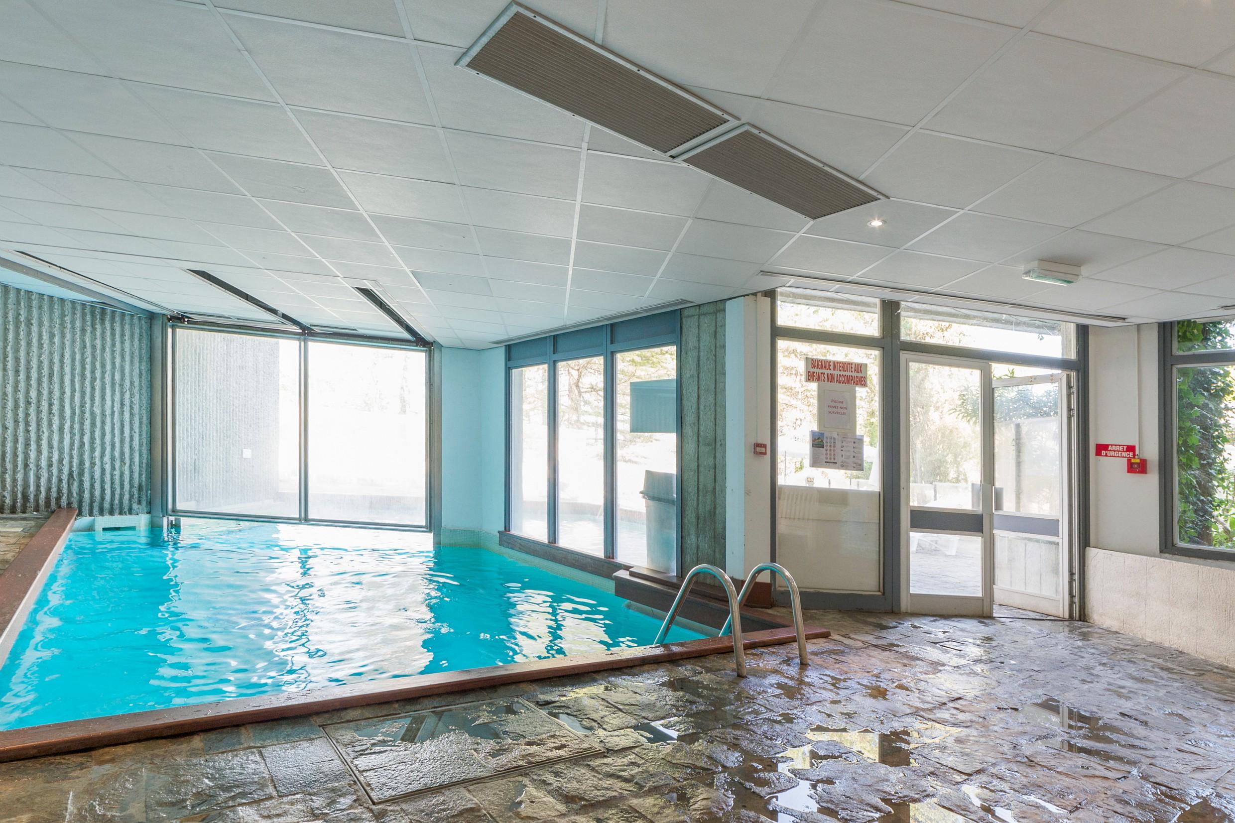 Sowell Hotels Ardeche Grospierres Exterior photo