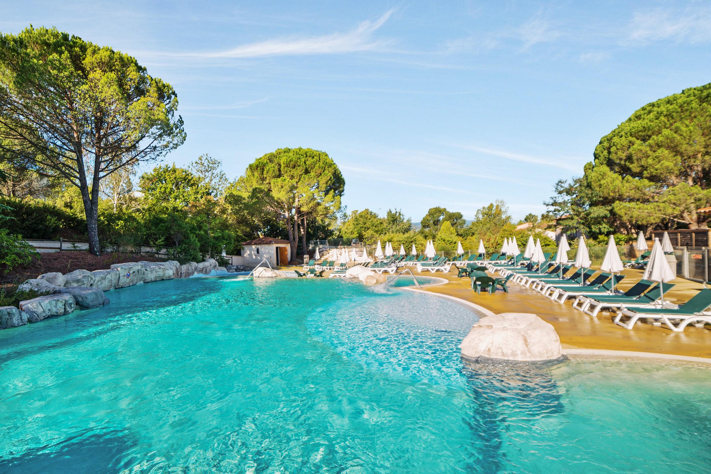 Sowell Hotels Ardeche Grospierres Exterior photo